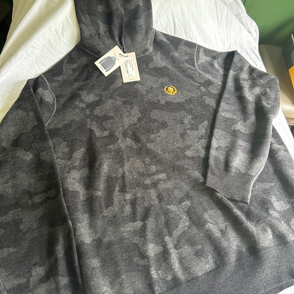 Peter Millar 100% Merino Wool Caesar’s reversible hoody - Picture 1 of 8